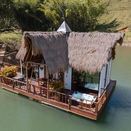 Ibuku Hotel Guatape - Chalets Exteriör bild