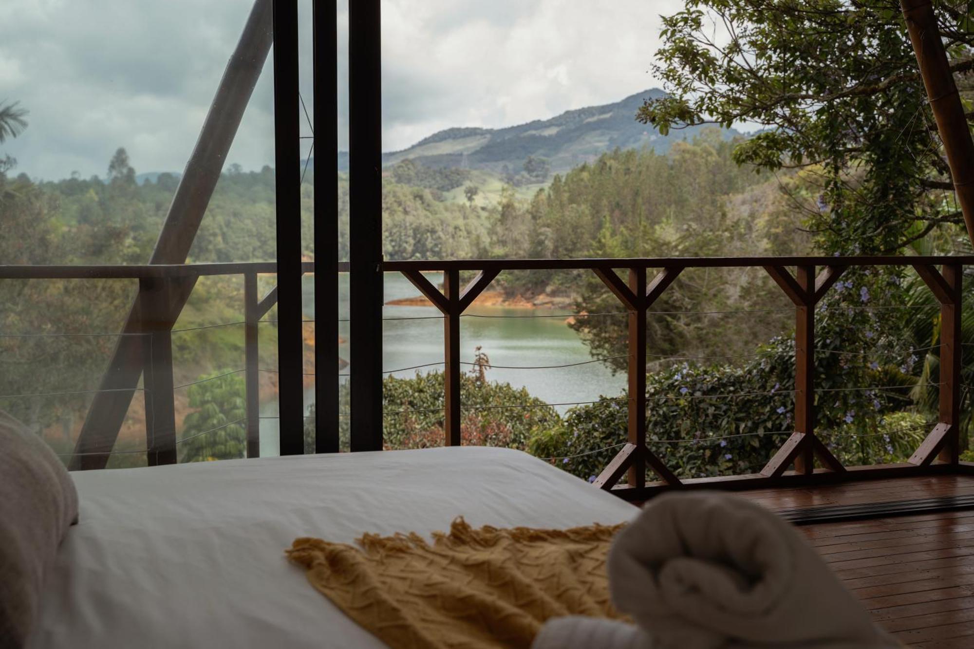 Ibuku Hotel Guatape - Chalets Exteriör bild