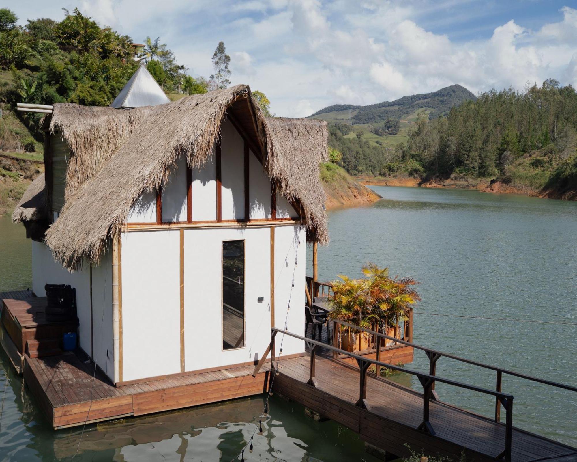 Ibuku Hotel Guatape - Chalets Rum bild